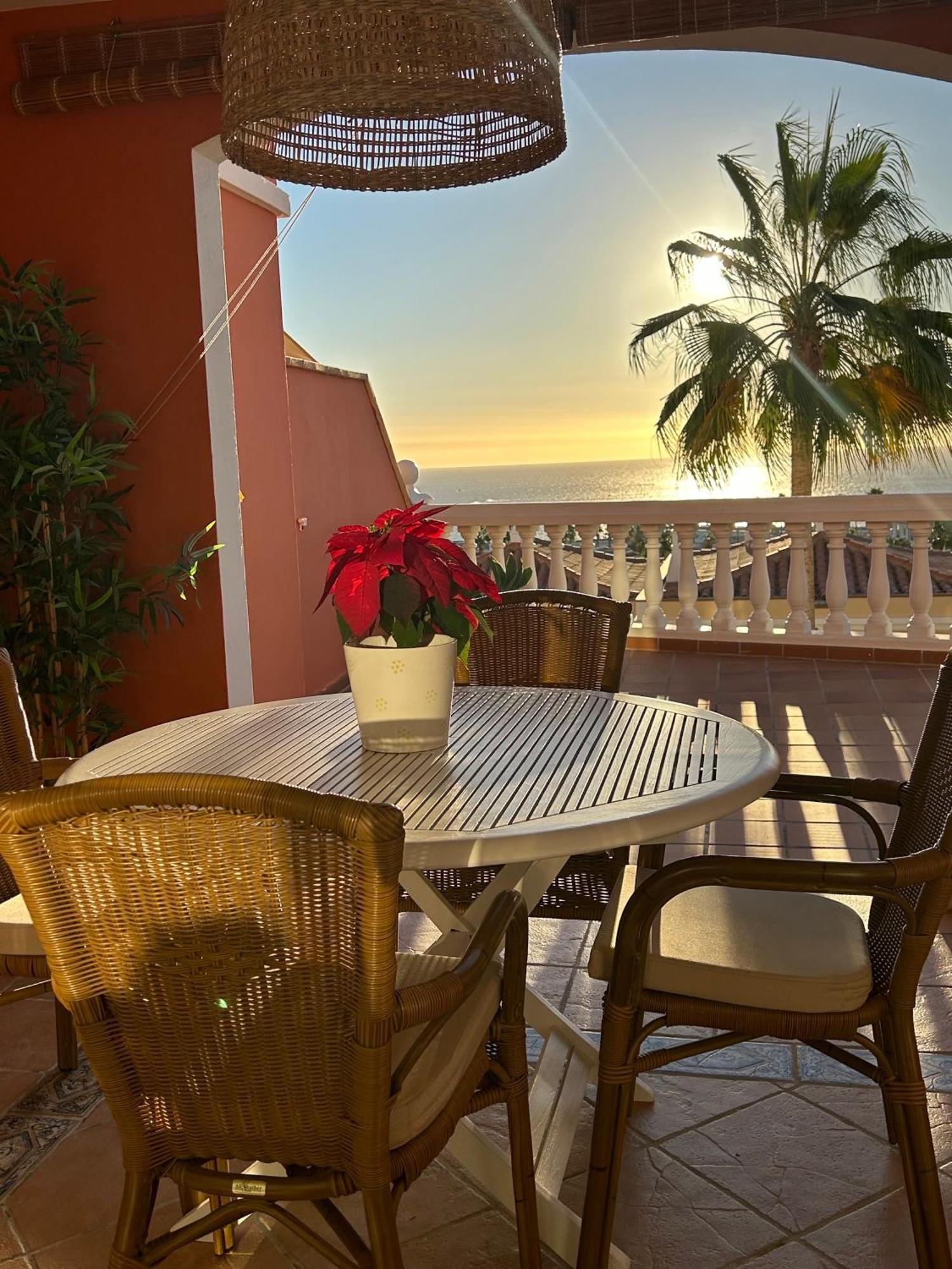 Playa Del Duque-Amazing Views 2 Bedroom Costa Adeje  Luaran gambar